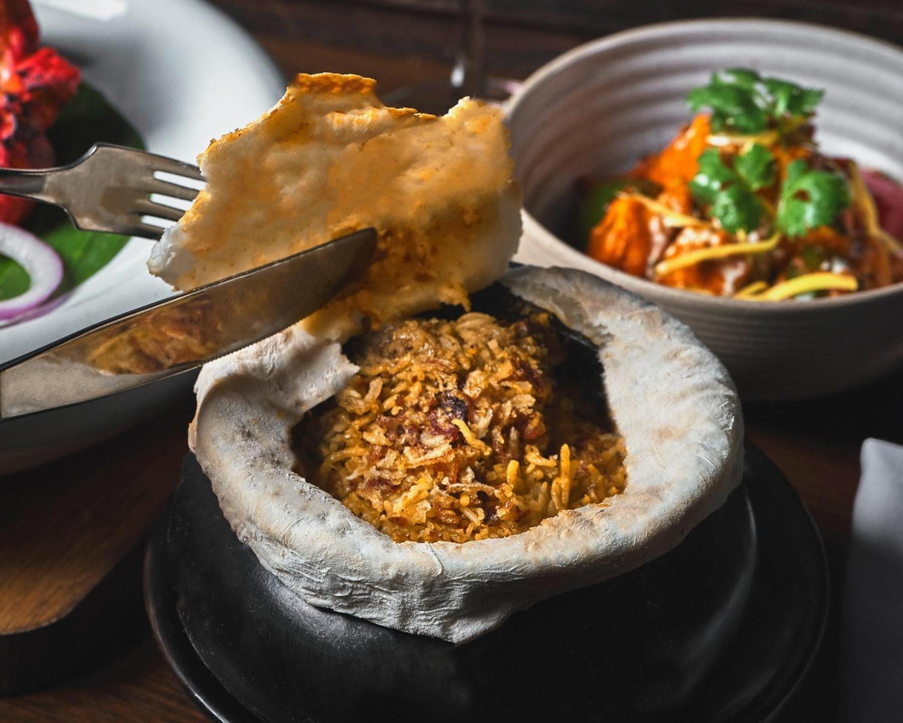 מלון 'צ'אוונג ביץ Hyatt Regency Koh Samui מראה חיצוני תמונה A bowl of khao pad nam phrik kha